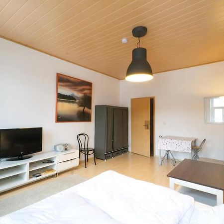 Ferienwohnung Am Busbahnhof アンベルク・ブッフホルツ エクステリア 写真