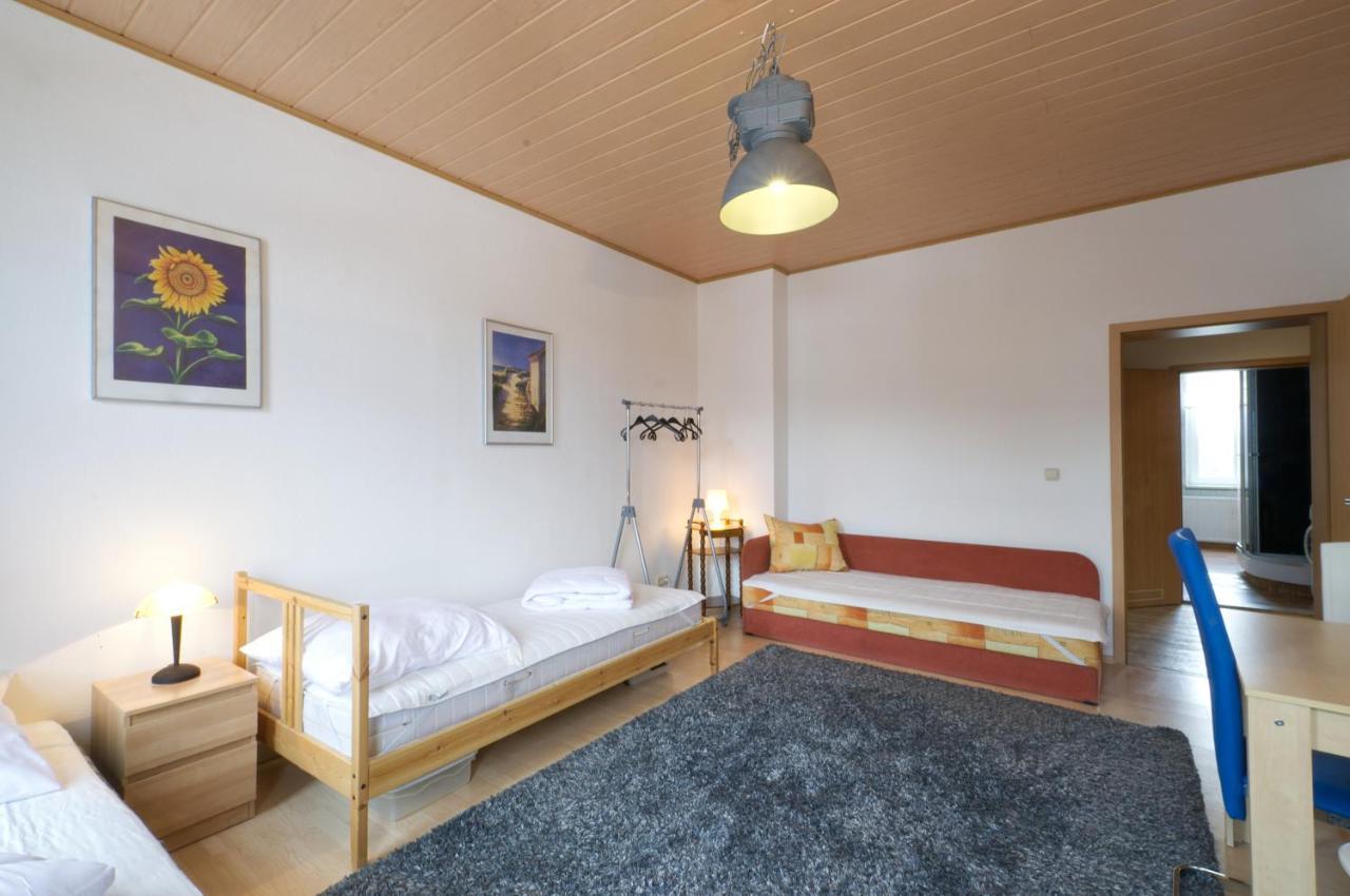 Ferienwohnung Am Busbahnhof アンベルク・ブッフホルツ エクステリア 写真